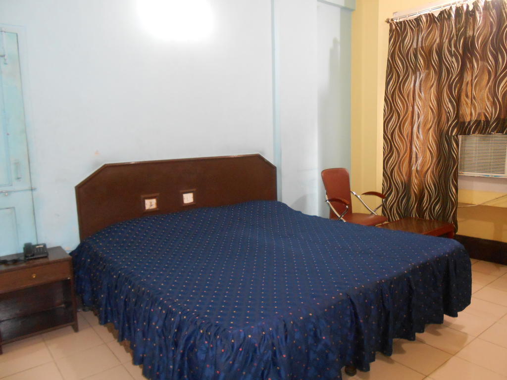 Hotel Blue Moon Gauháti Szoba fotó