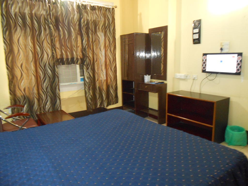 Hotel Blue Moon Gauháti Szoba fotó